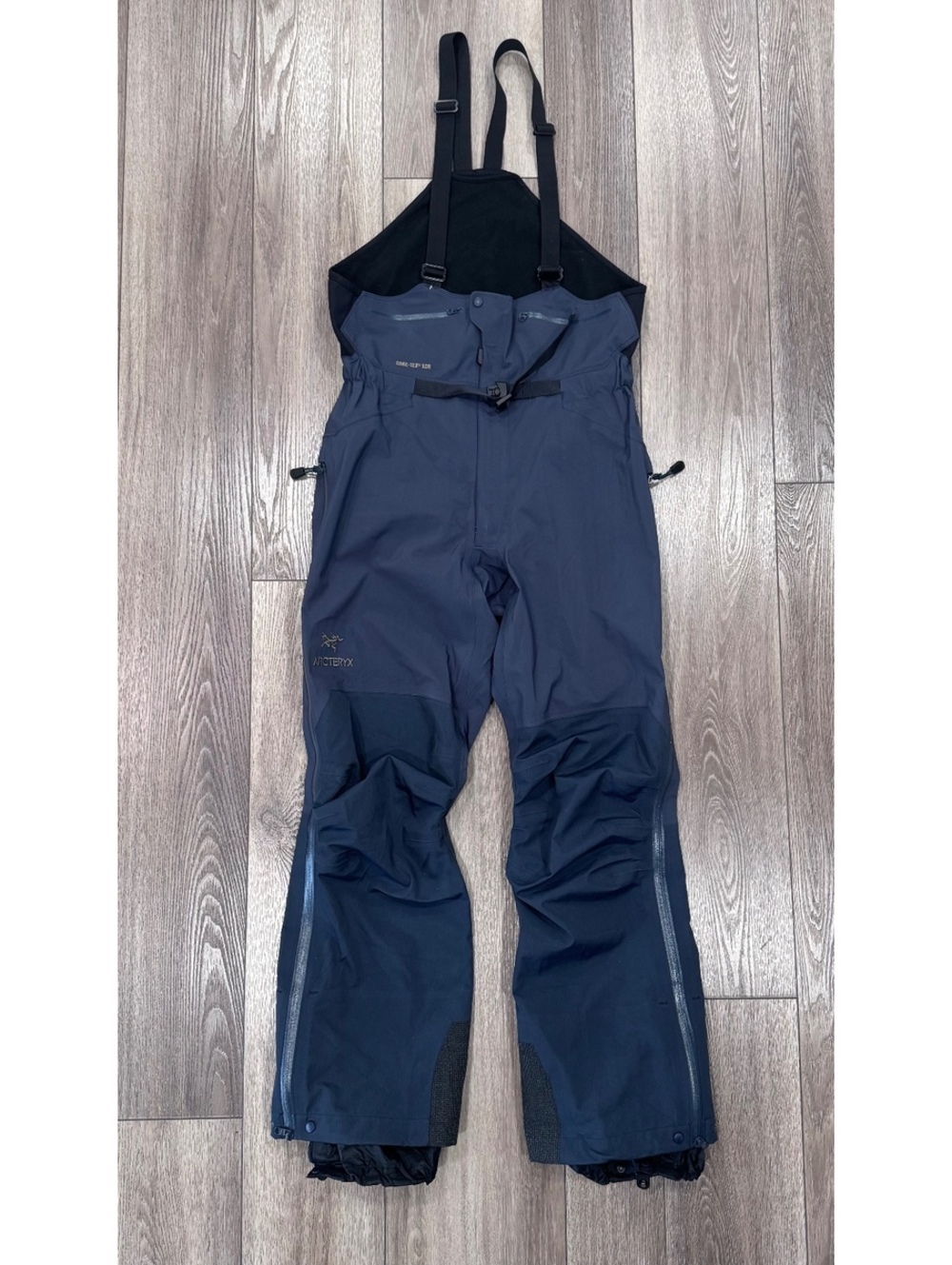 Arc'teryx Men's Gore-Tex Ski Bib Pants Size M